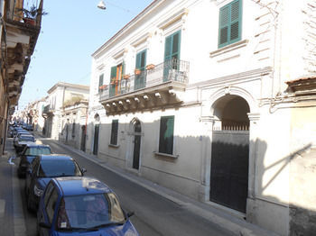 B&B Il Giardino Dei Mandarini Bed & Breakfast 3*